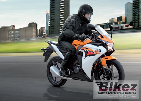2013 Honda CBR 150R photo